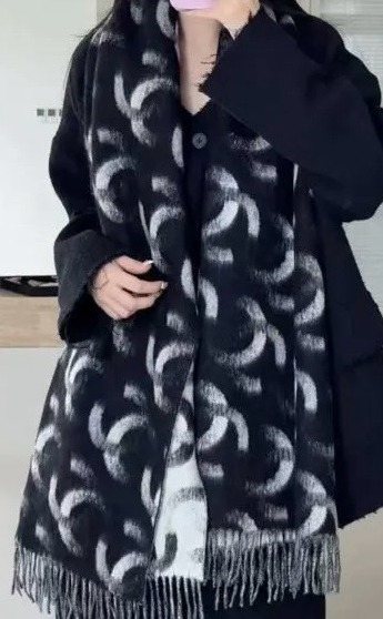 Chanel Black Fringed Patterned Scarf